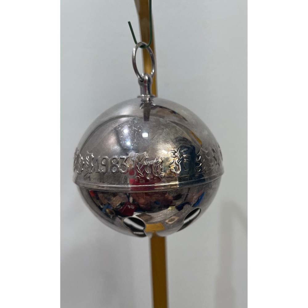 Vintage 1983 Wallace Silversmiths Sleigh Bell Silver Plate Christmas Ornament - Picture 2 of 4